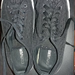 Converse black and black polka dot shoes size 9